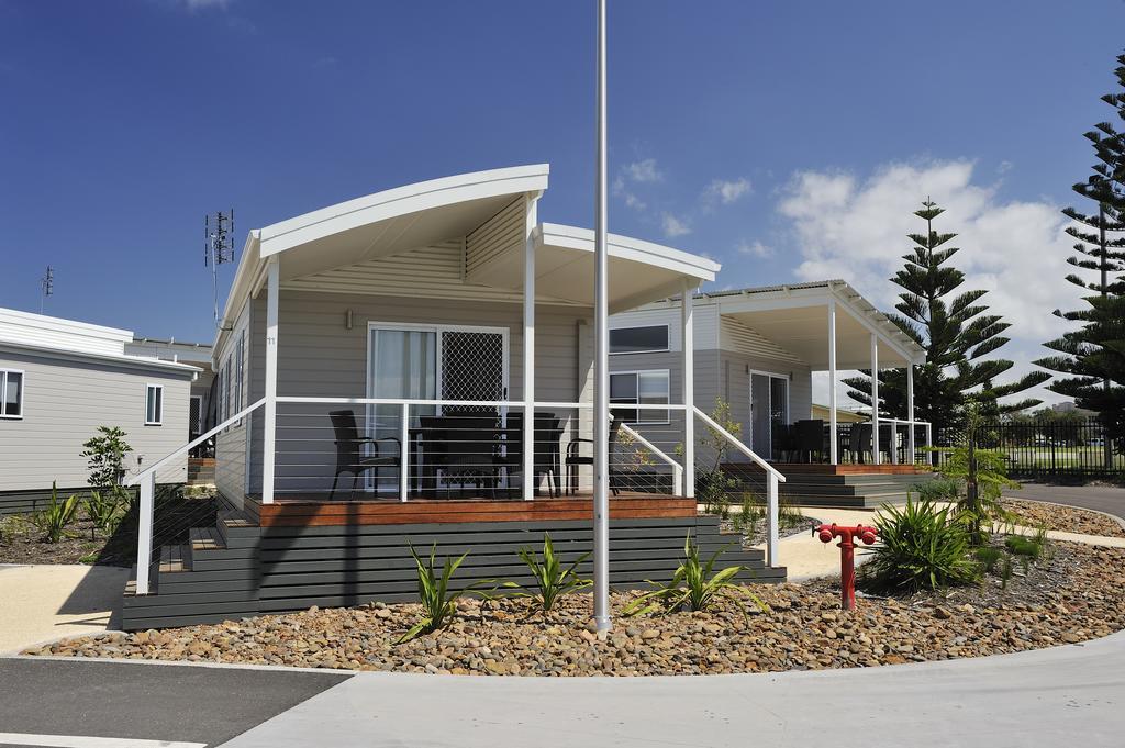 Готель Nrma Stockton Beach Holiday Park Номер фото