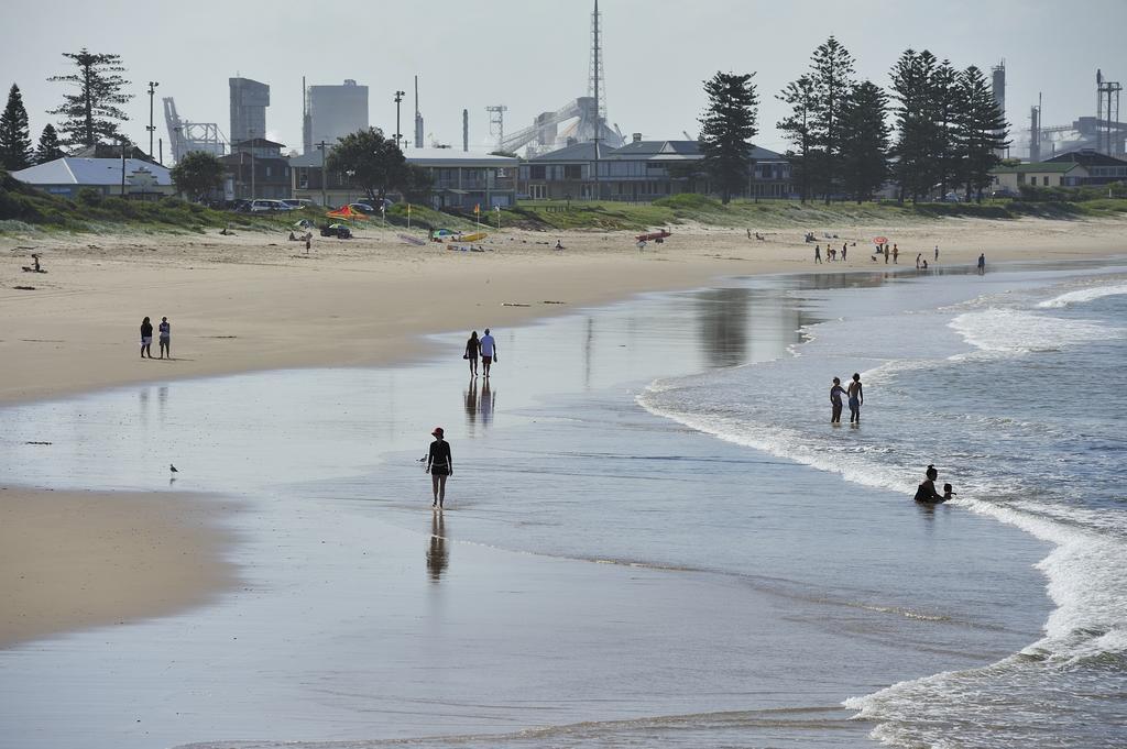 Готель Nrma Stockton Beach Holiday Park Екстер'єр фото